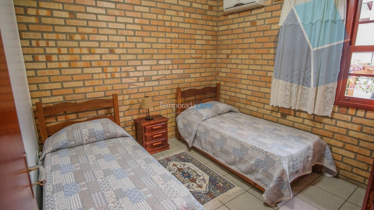 Casa para alquiler de vacaciones em Florianópolis (Cachoeira do Bom Jesus)