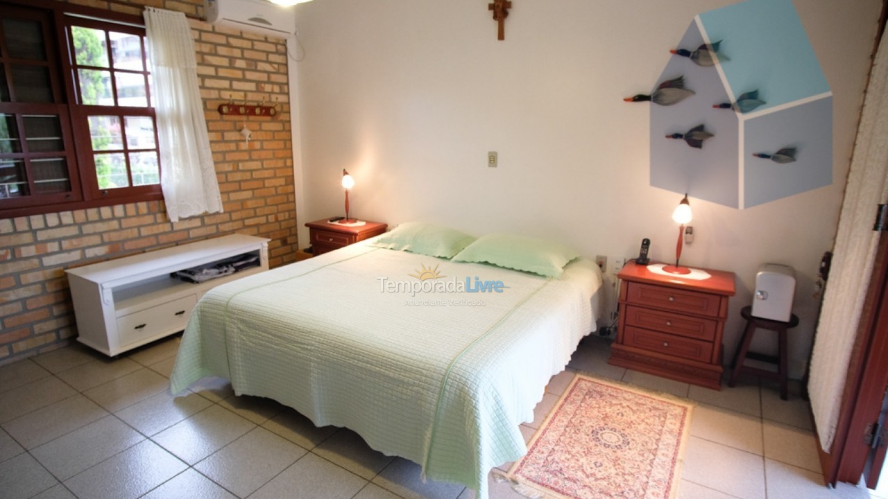 Casa para alquiler de vacaciones em Florianópolis (Cachoeira do Bom Jesus)