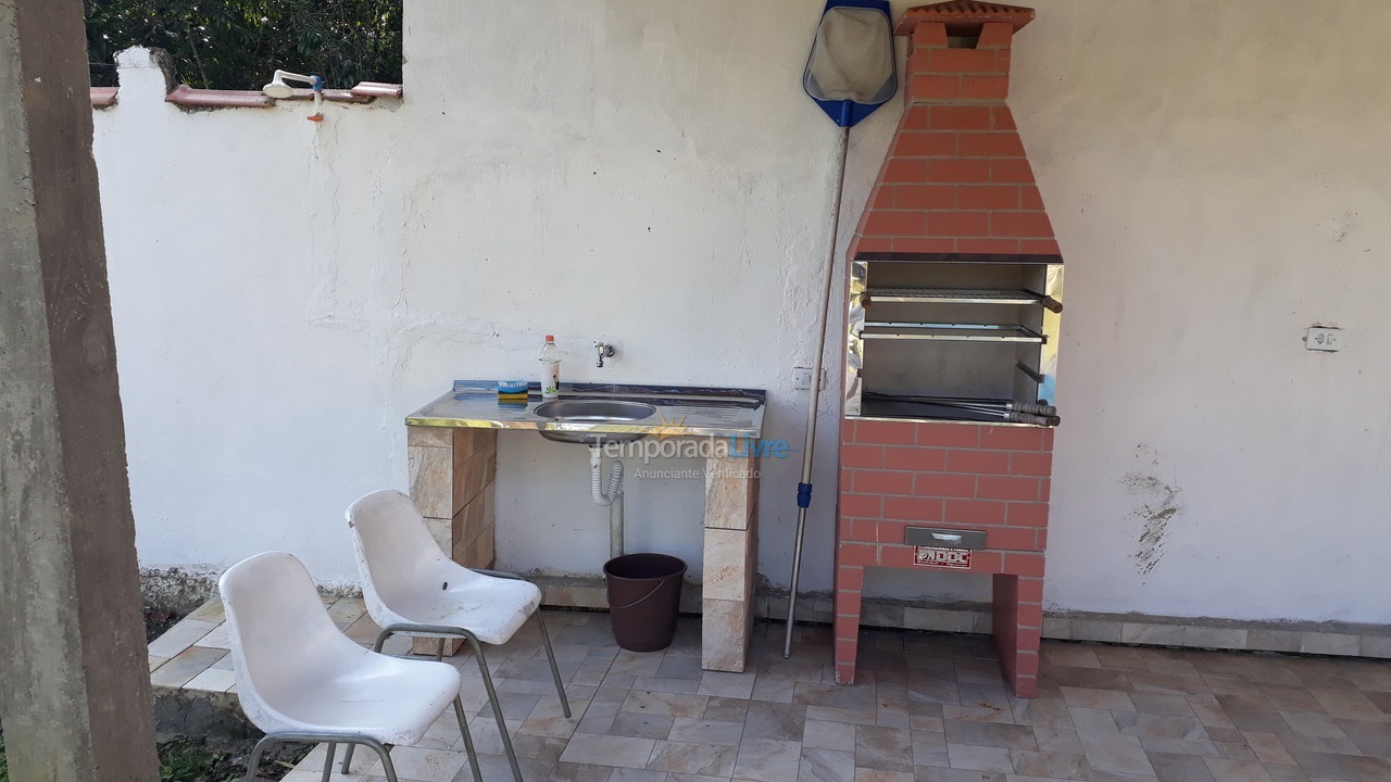 Casa para aluguel de temporada em Itanhaém (Balneário Gaivotas)