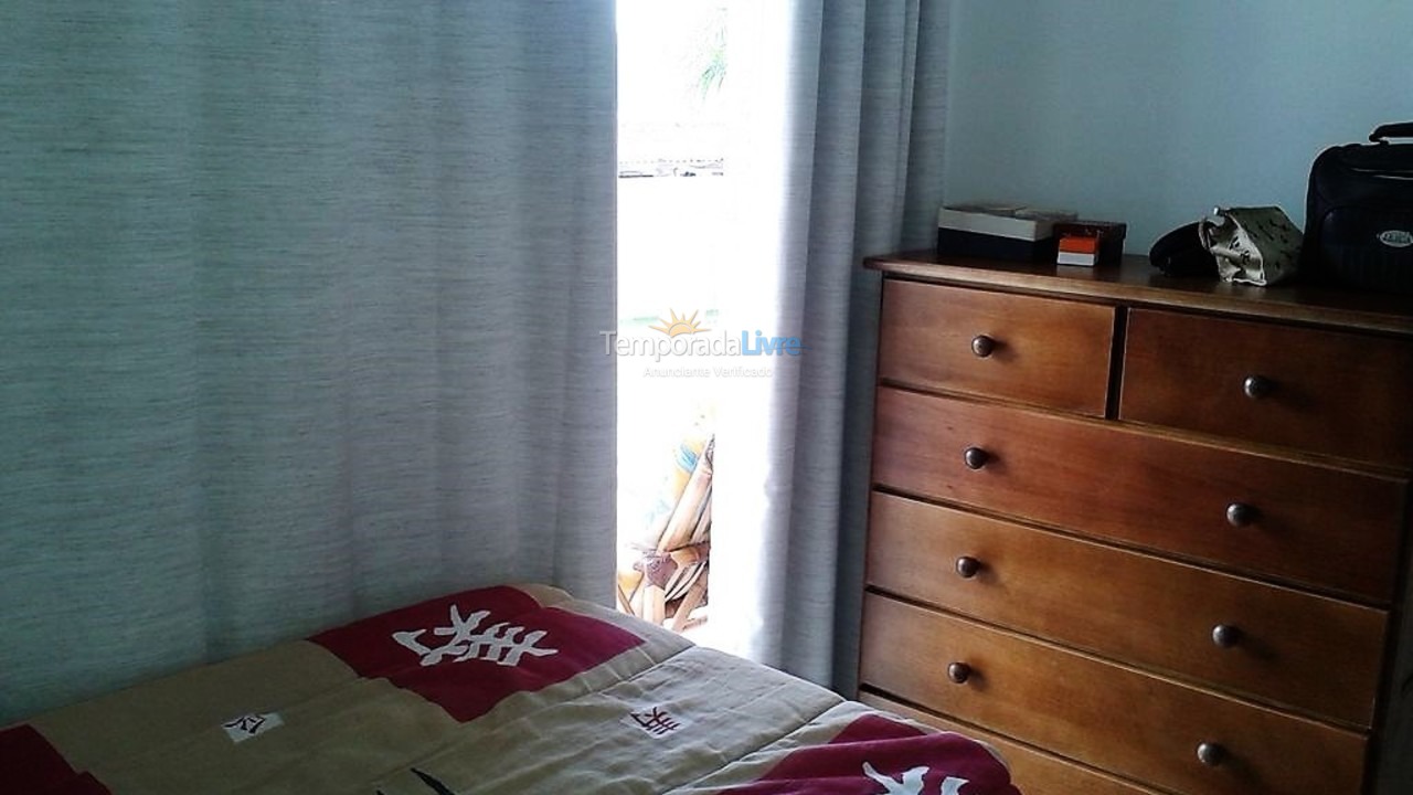 Apartment for vacation rental in Bertioga (Praia do Indaiá)