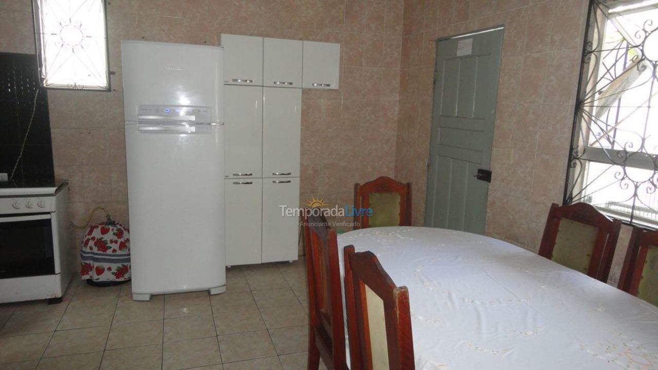 Casa para aluguel de temporada em Ilhéus (Praia dos Milionários)