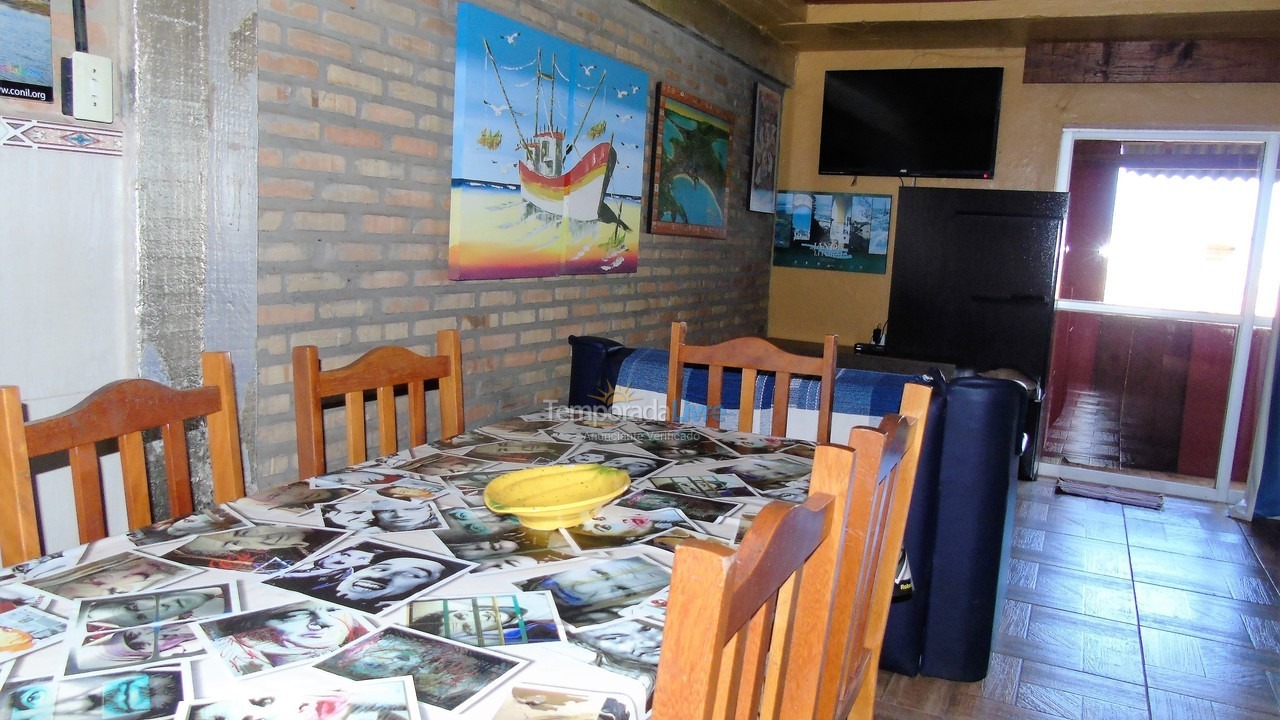 Apartment for vacation rental in Bombinhas (Praia de Quatro Ilhas)