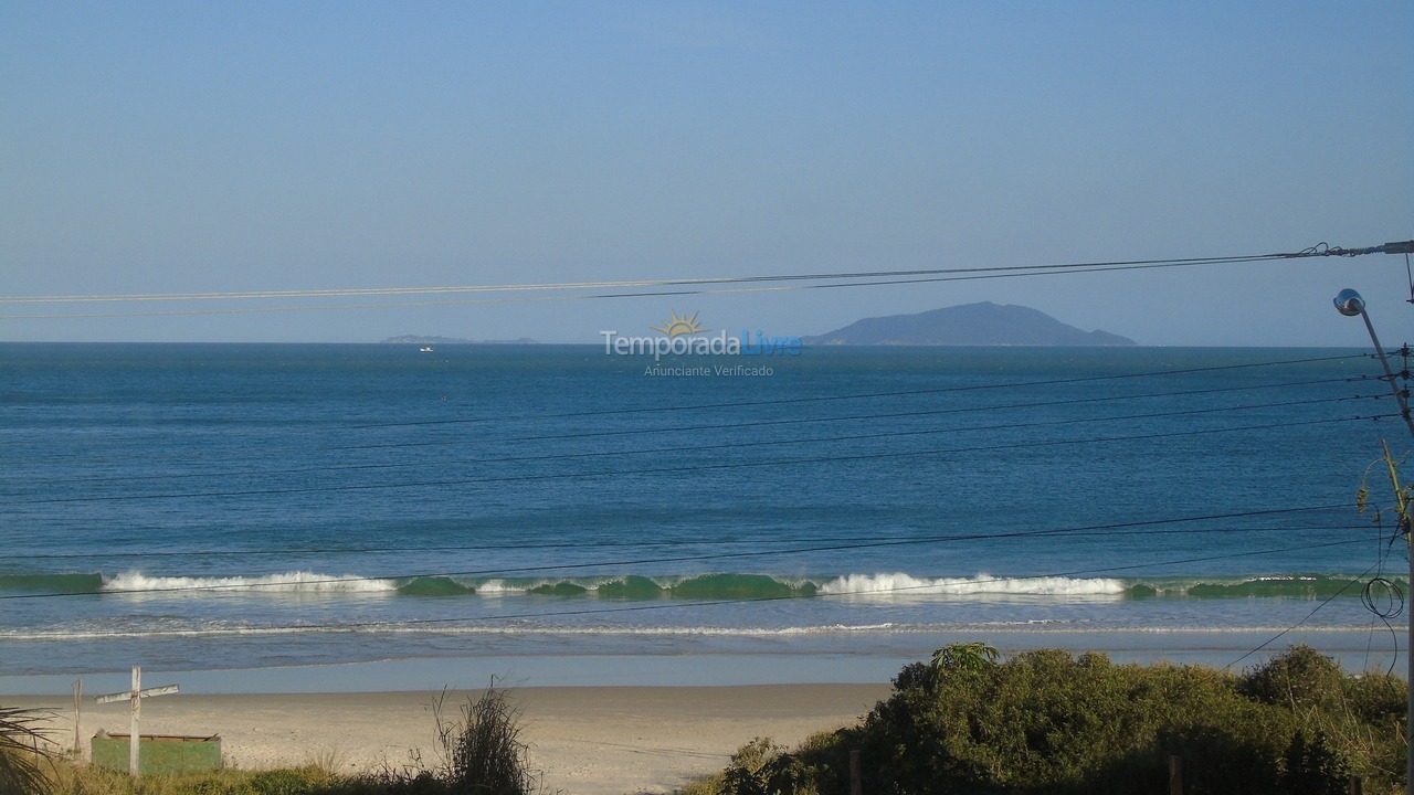 Apartment for vacation rental in Bombinhas (Praia de Quatro Ilhas)