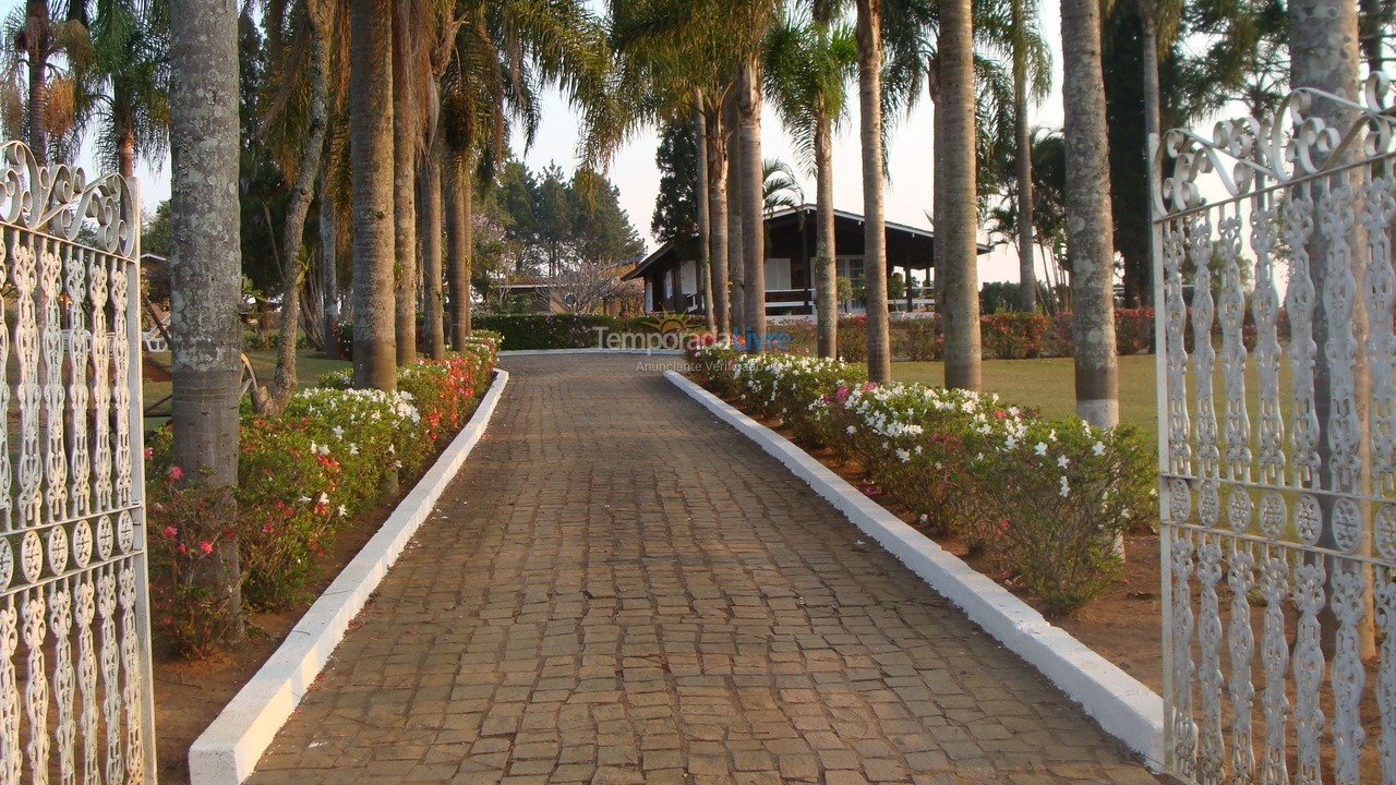 Chácara / sítio para aluguel de temporada em Ibiúna (Bairro da Ressaca)