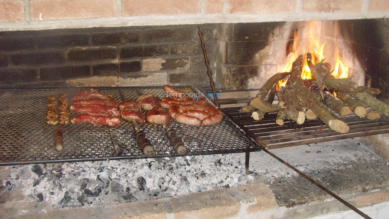 Chácara / sítio para aluguel de temporada em Ibiúna (Bairro da Ressaca)