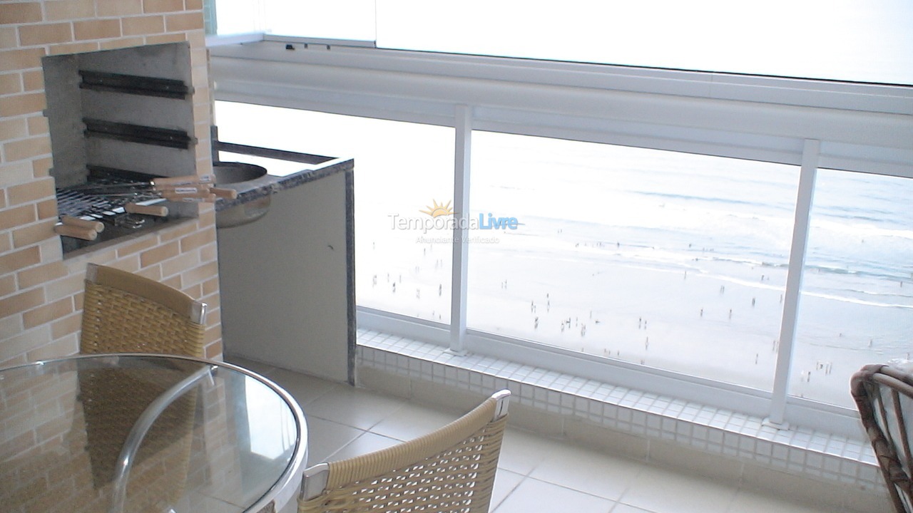 Apartamento para aluguel de temporada em Praia Grande (Guilhermina)