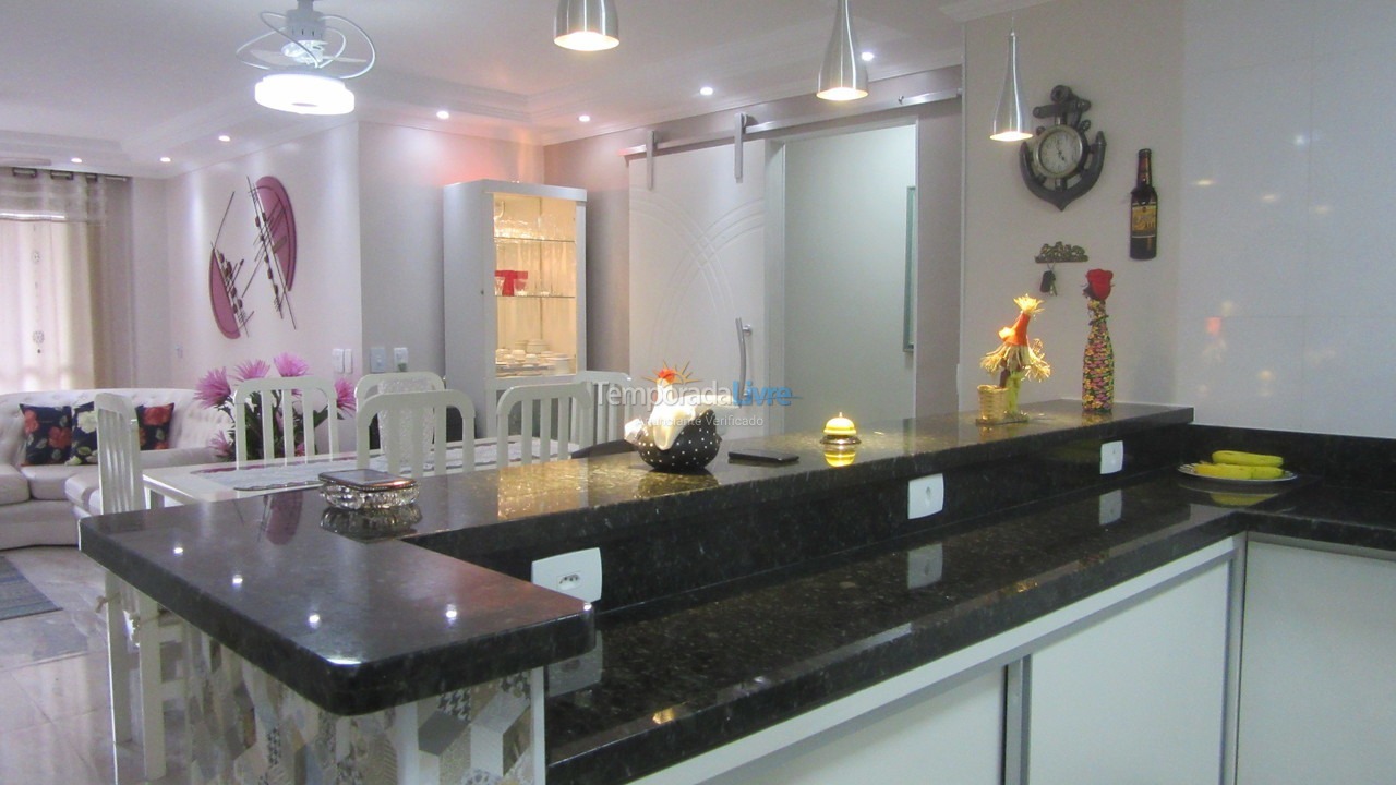 Apartamento para alquiler de vacaciones em Guarujá (Enseada)