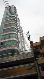 Apartamento para alugar em Itapema - Meia Praia