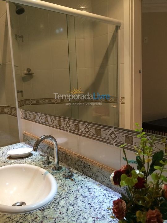 Apartamento para aluguel de temporada em Bertioga (Riviera de São Lourenço)