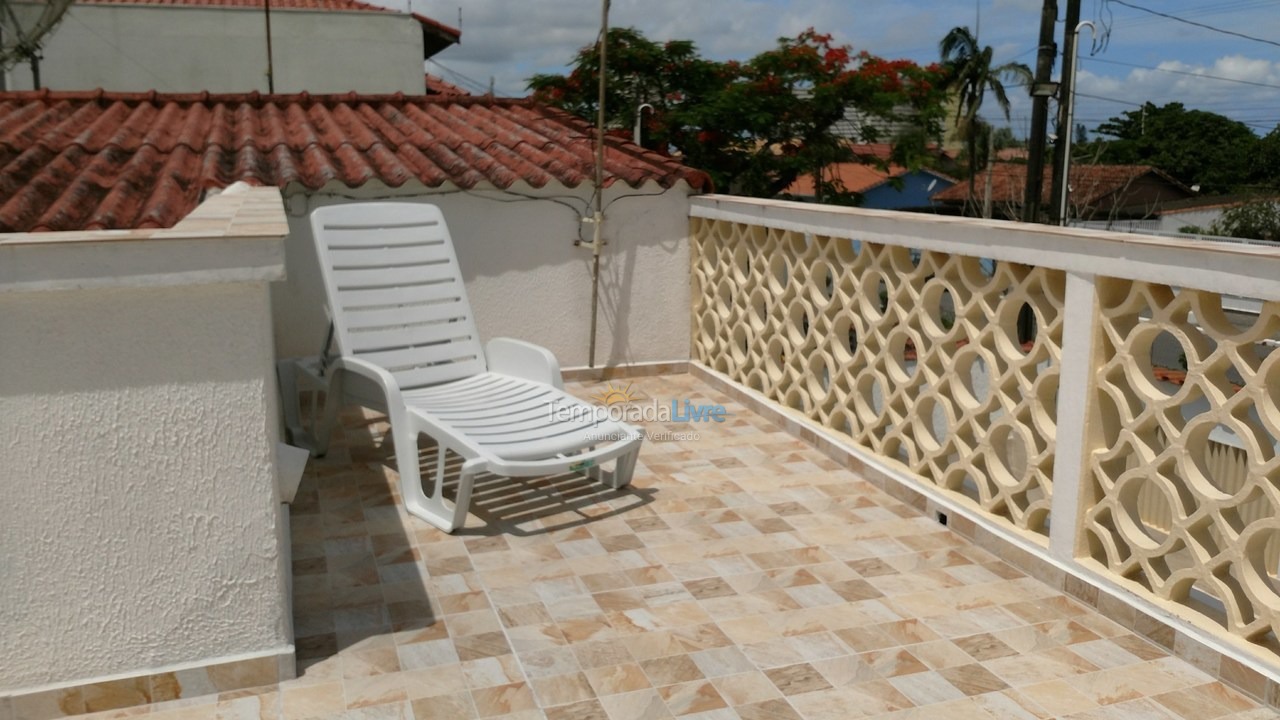 Casa para alquiler de vacaciones em Peruíbe (Centro)