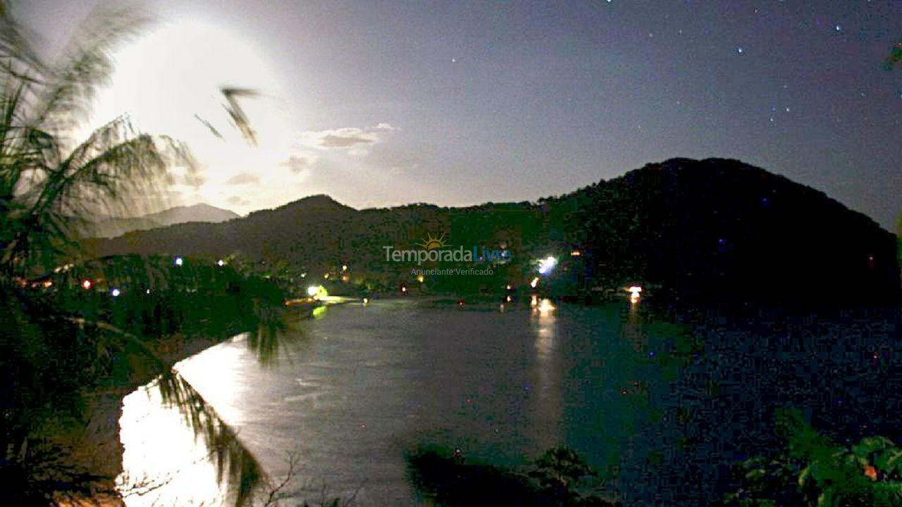 Casa para aluguel de temporada em São Sebastião (Barra do Sahy)