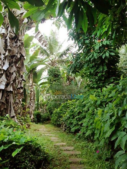 Casa para aluguel de temporada em São Sebastião (Barra do Sahy)