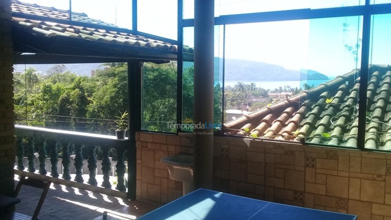 Casa para aluguel de temporada em Ubatuba (Lagoinha)