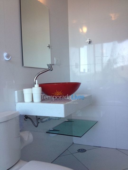 Casa para aluguel de temporada em São Sebastião (Barra do Sahy)