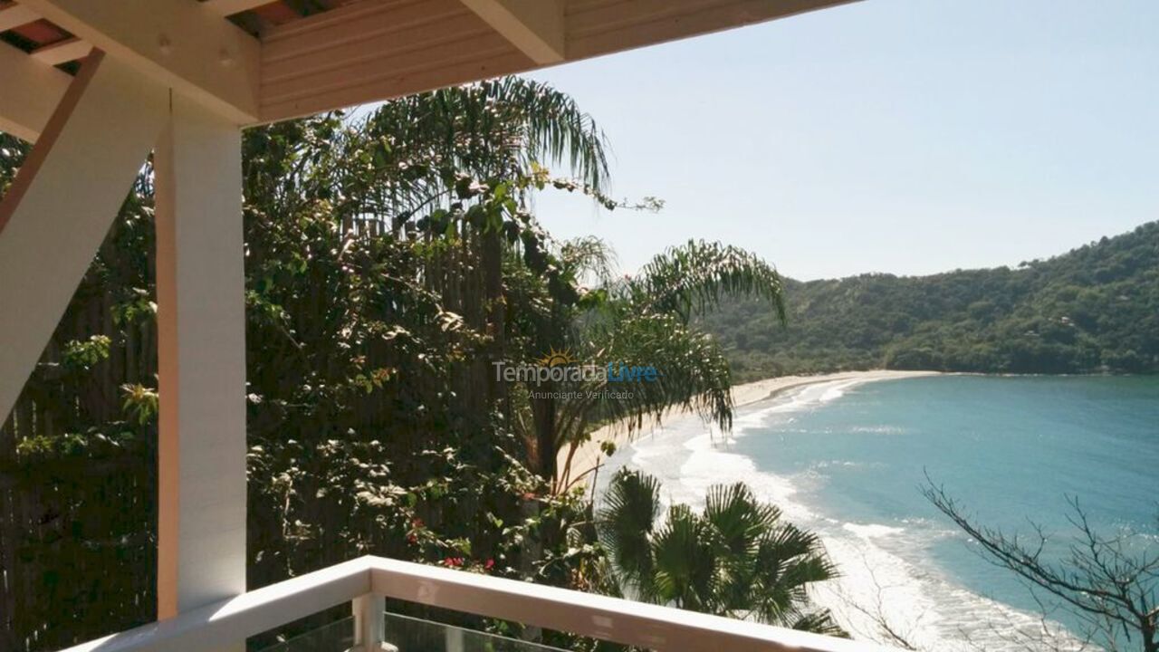 Casa para aluguel de temporada em São Sebastião (Barra do Sahy)