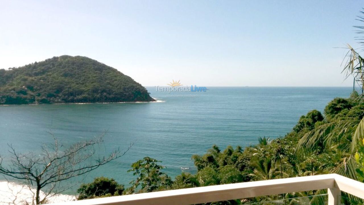 Casa para aluguel de temporada em São Sebastião (Barra do Sahy)