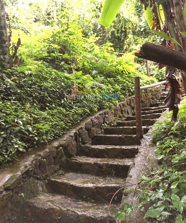 Casa para aluguel de temporada em São Sebastião (Barra do Sahy)