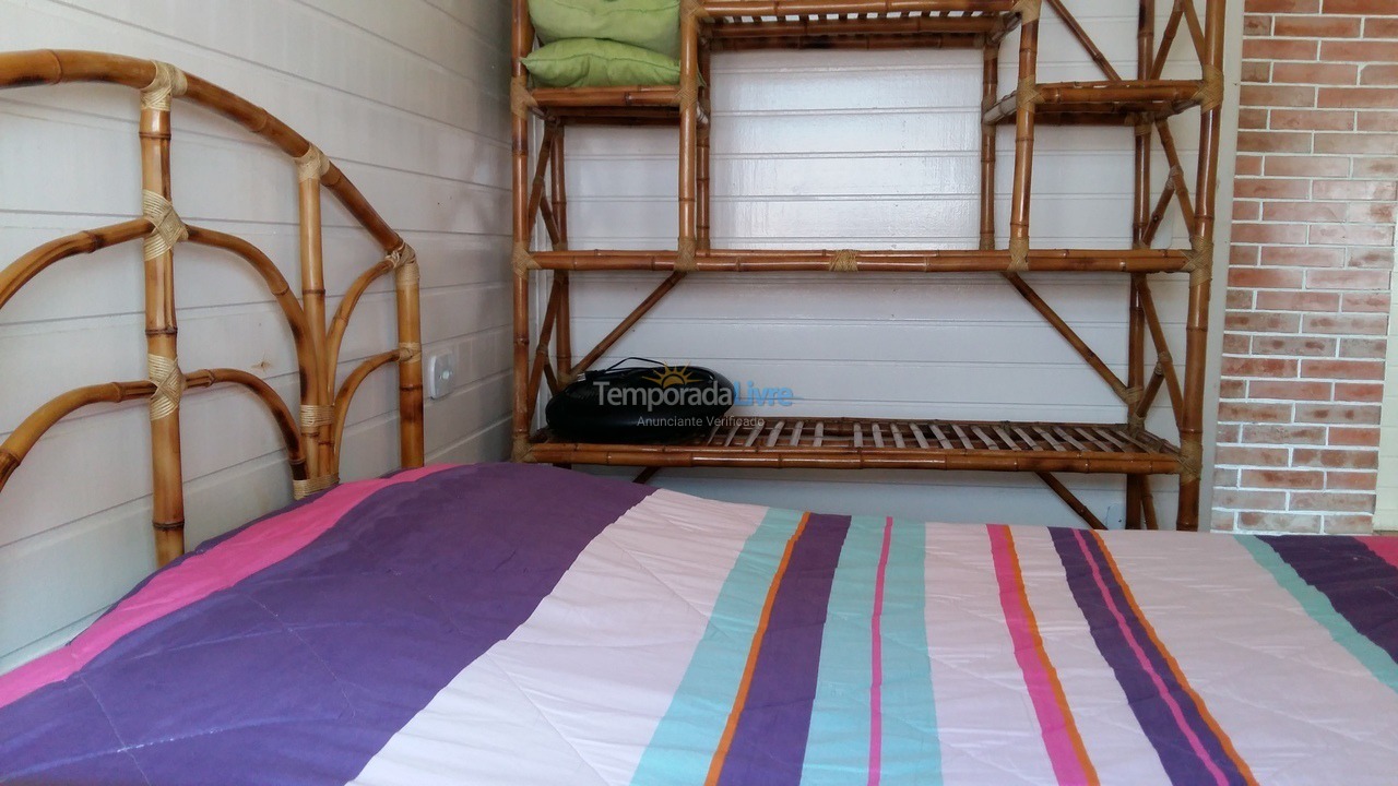 Casa para alquiler de vacaciones em Guaratuba (Balneário Eliane)