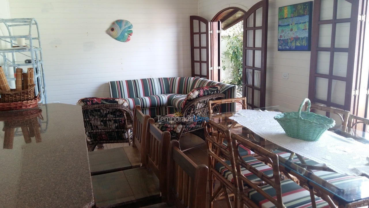 Casa para alquiler de vacaciones em Guaratuba (Balneário Eliane)