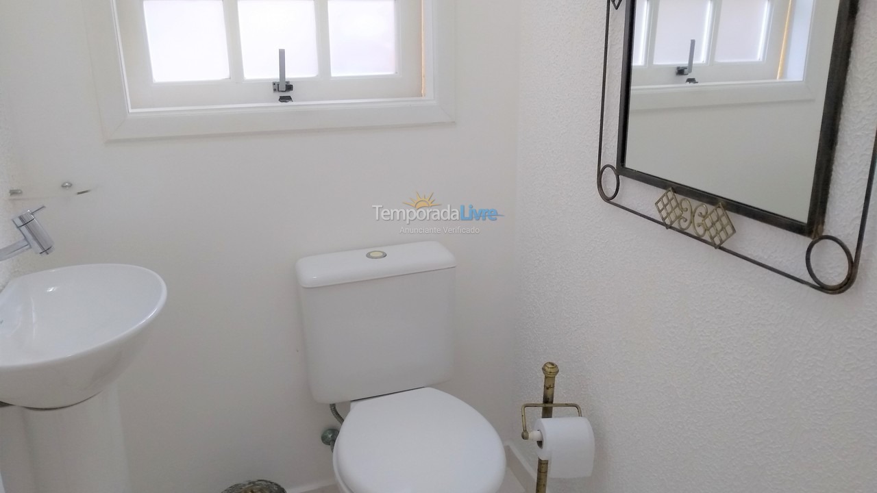 Casa para aluguel de temporada em Ubatuba (Praia do Lázaro)