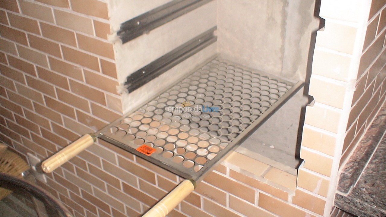 Apartamento para aluguel de temporada em Praia Grande (Guilhermina)