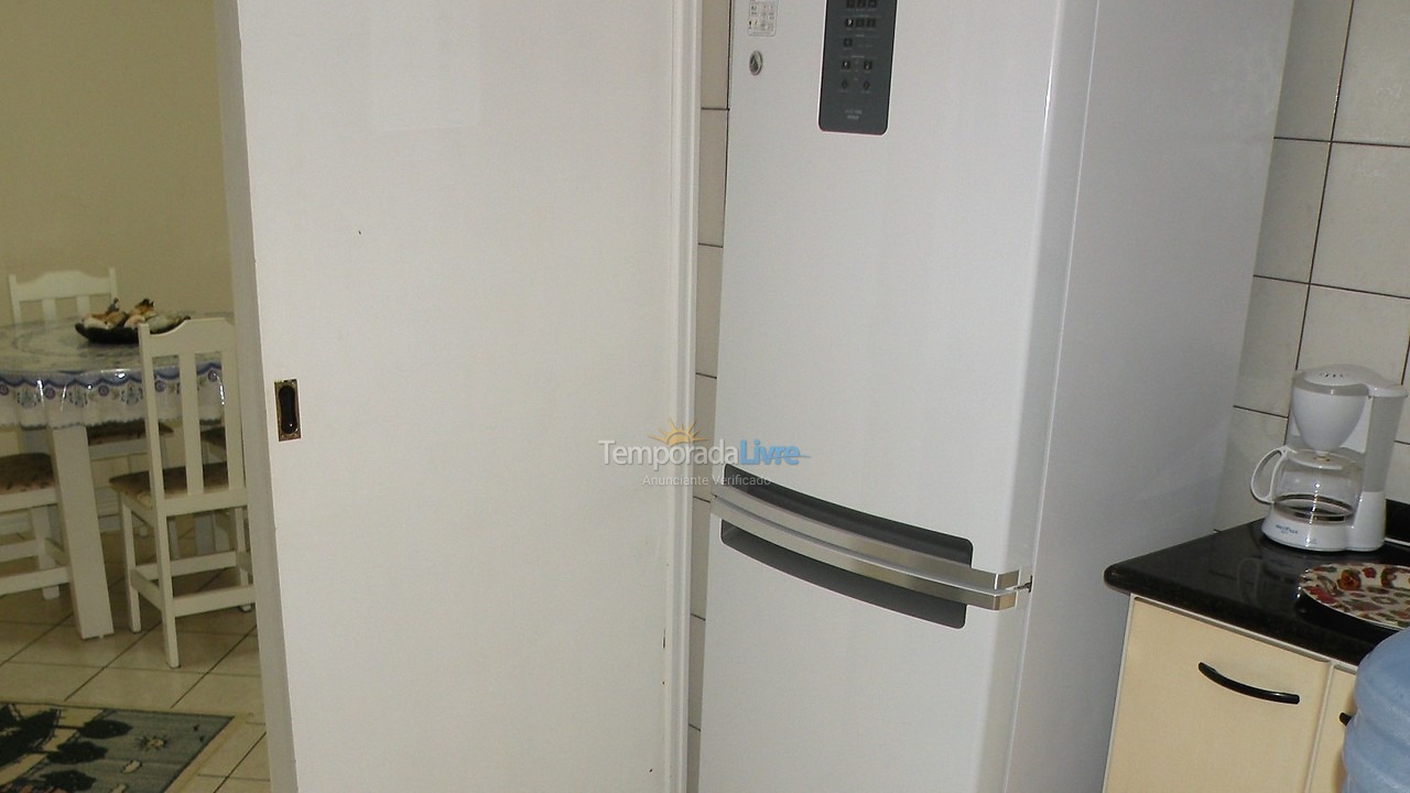 Apartment for vacation rental in Itapema (Centro)