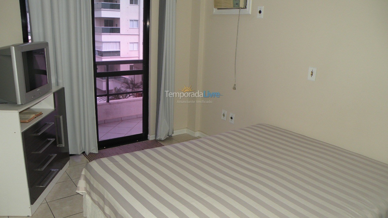 Apartment for vacation rental in Itapema (Centro)