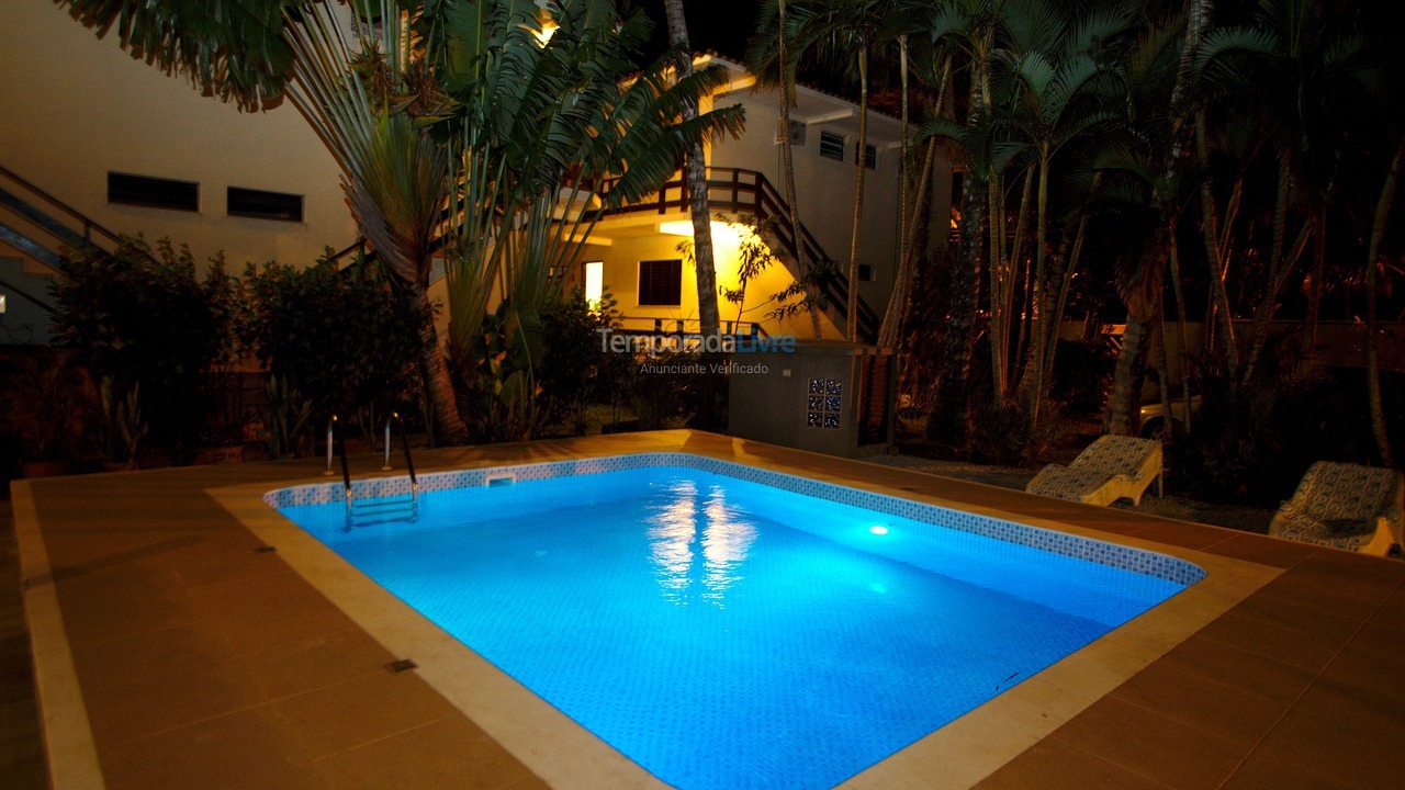 Apartamento para aluguel de temporada em São Sebastião (Maresias)