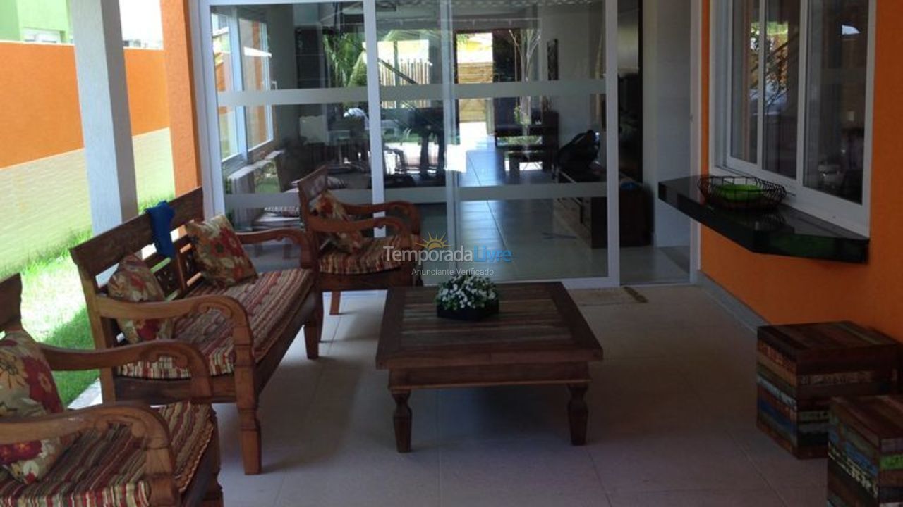 Casa para aluguel de temporada em Camaçari (Praia de Guarajuba)