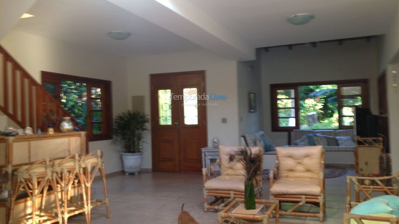 Casa para alquiler de vacaciones em São Sebastião (Toque Toque Pequeno)