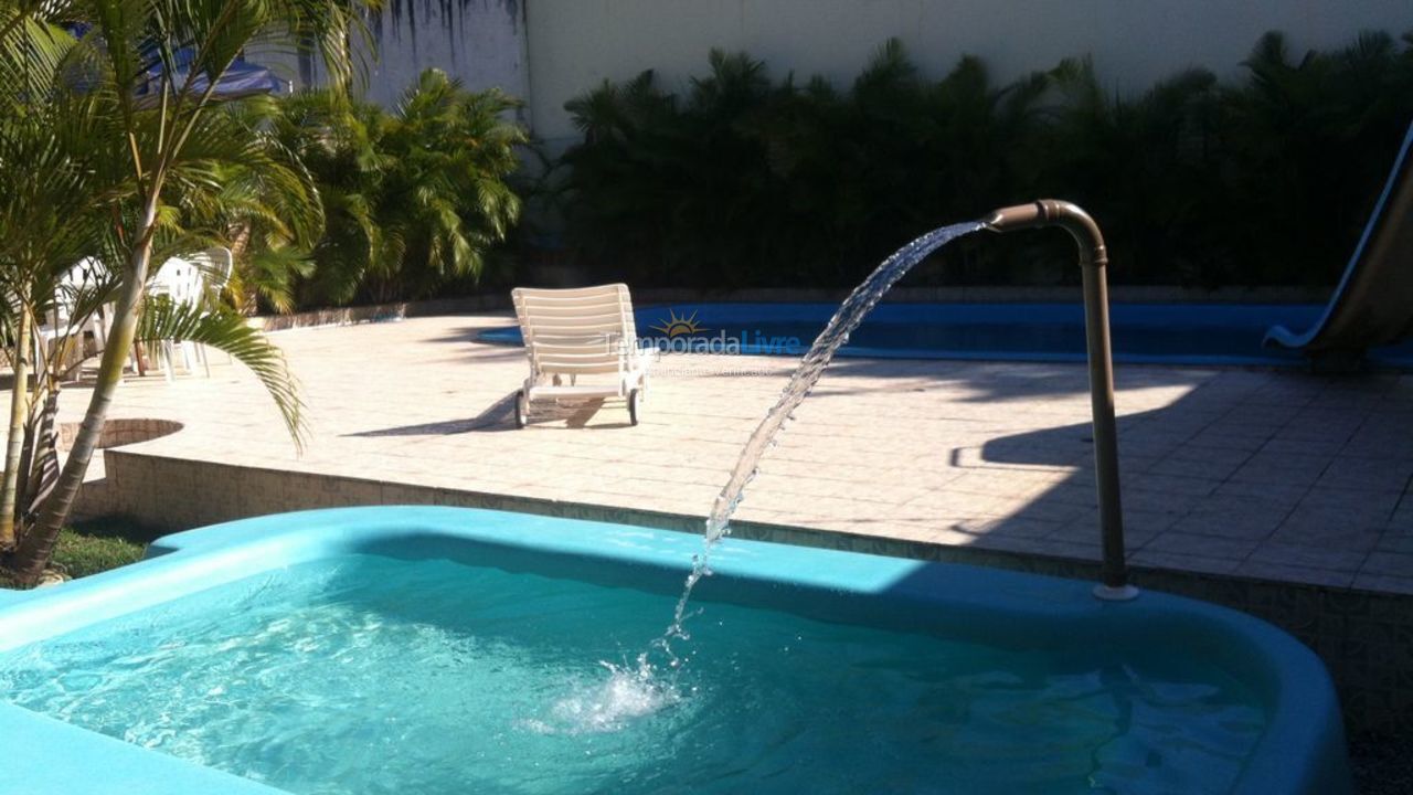 Casa para alquiler de vacaciones em Matinhos (Caiobá)