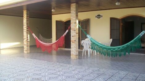 ÁREA DE FRENTE E REDES