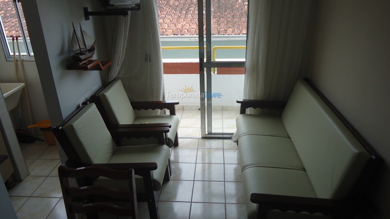 Apartamento para aluguel de temporada em Ubatuba (Praia Grande)