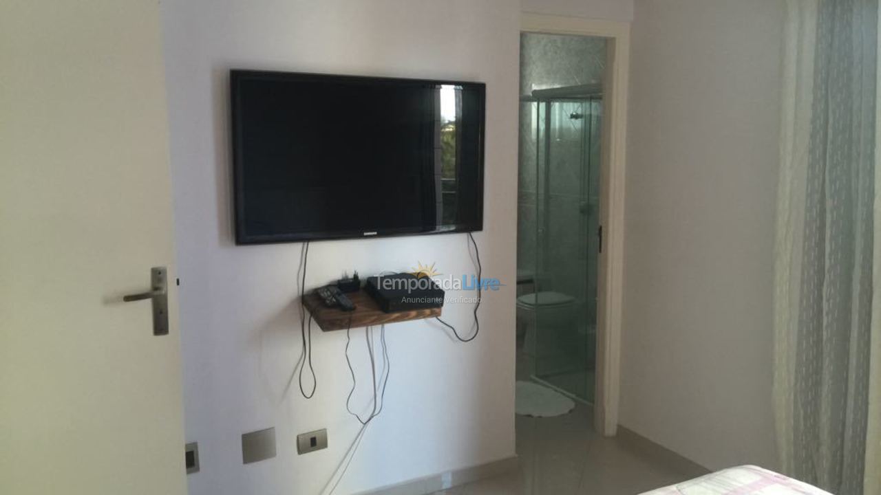 Apartamento para aluguel de temporada em Guarujá (Enseada)