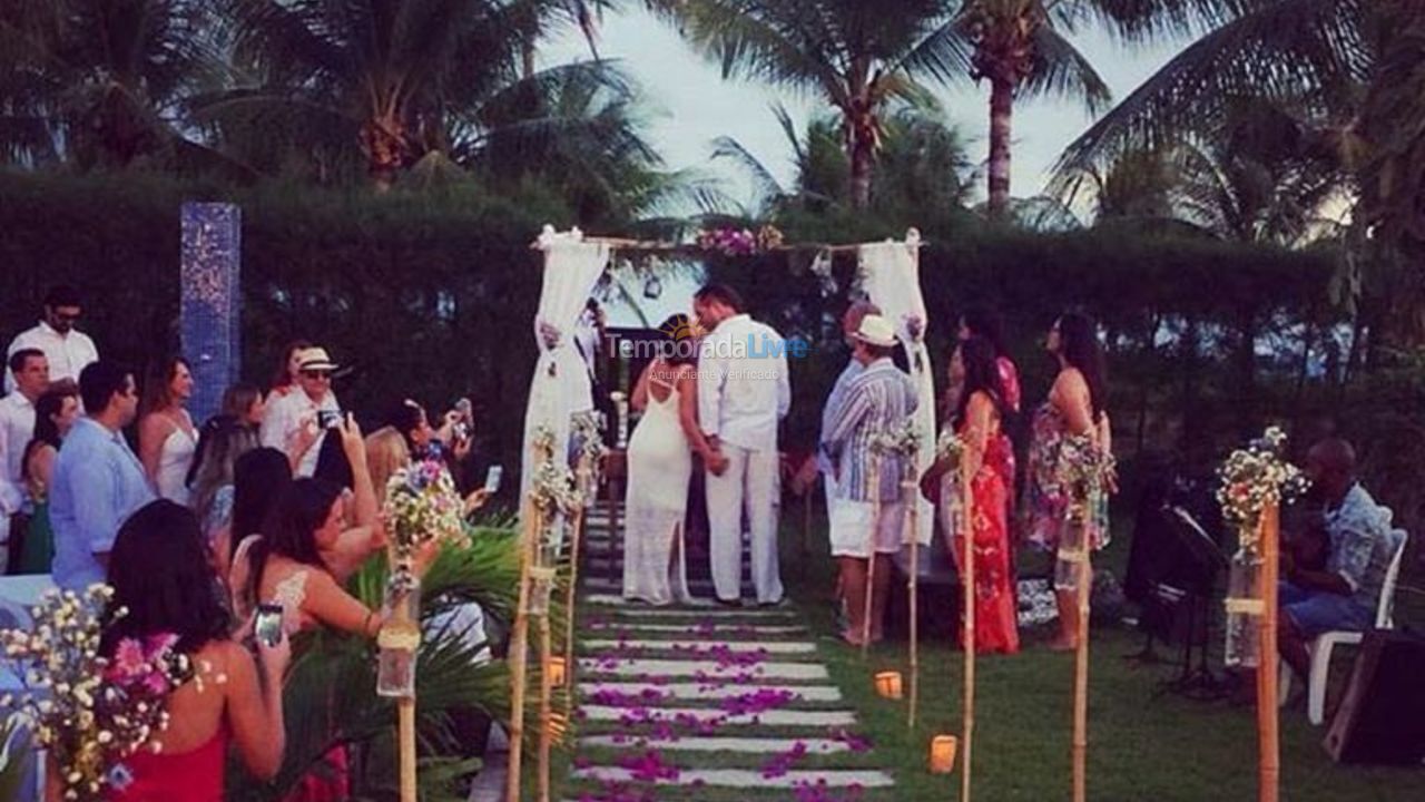 Casa para aluguel de temporada em Camaçari (Praia de Guarajuba)