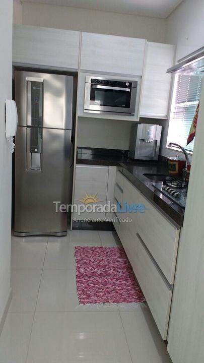 Apartment for vacation rental in Bombinhas (Praia de Bombinhas)