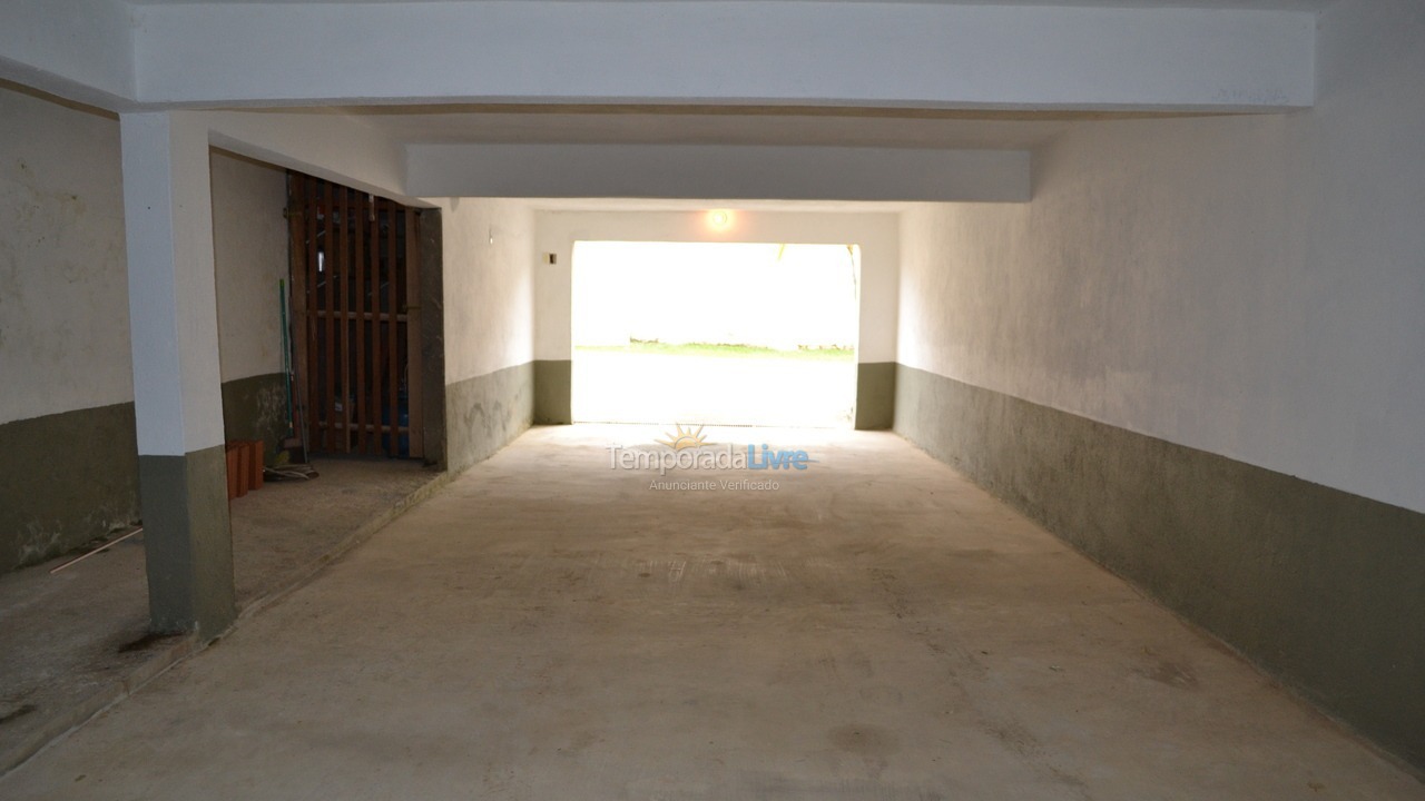 Casa para alquiler de vacaciones em Ubatuba (Maranduba)