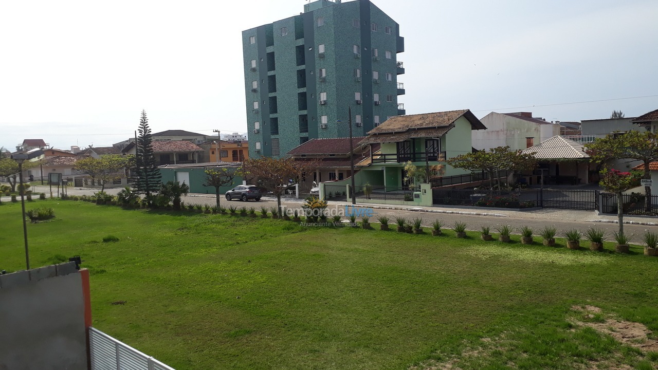 Casa para aluguel de temporada em São Francisco do Sul (Enseada)