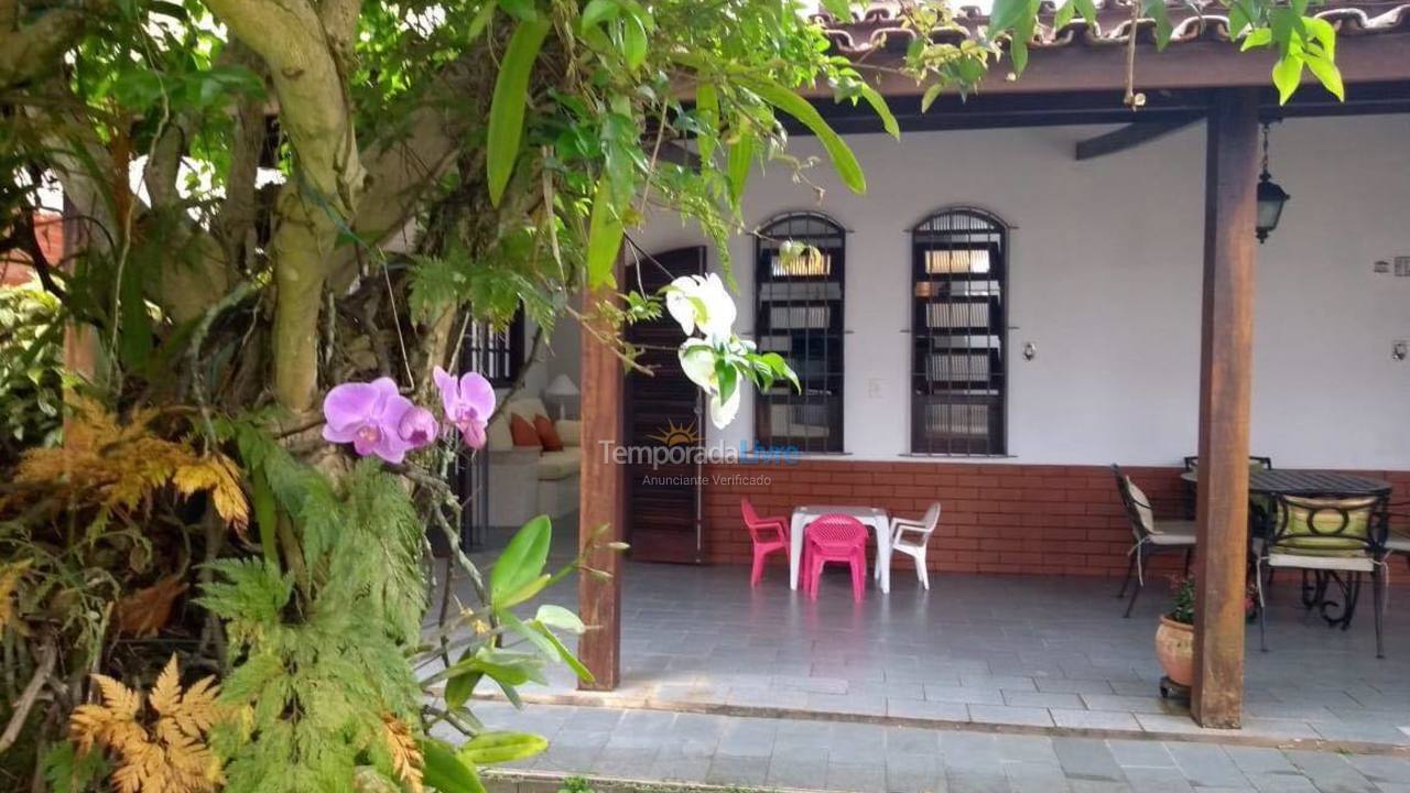 Casa para alquiler de vacaciones em Ubatuba (Praia Grande)