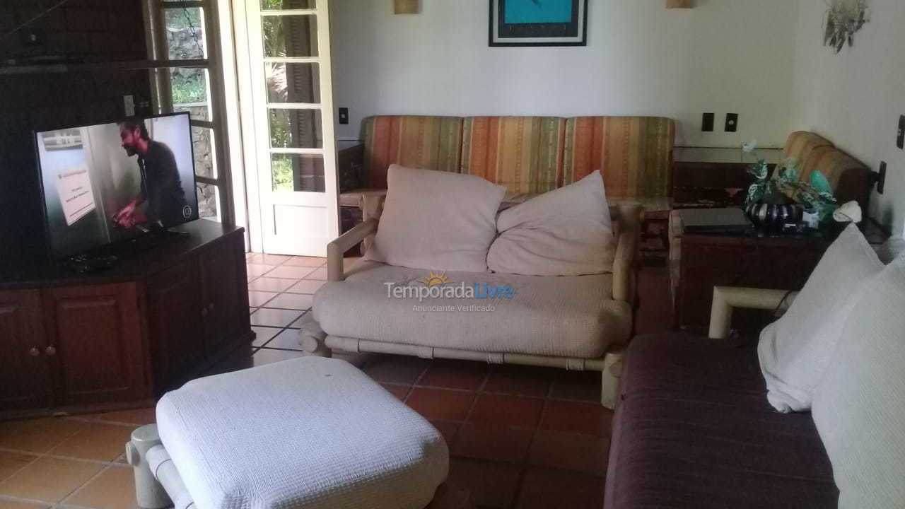 Casa para aluguel de temporada em São Sebastião (Barequeçaba)