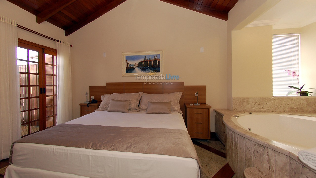 Casa para alquiler de vacaciones em Imbituba (Praia da Vila)