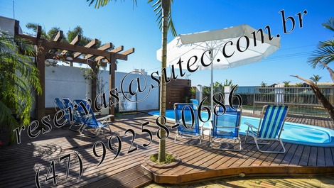 Casa de lujo con piscina a 100 metros de la playa de Mariscal