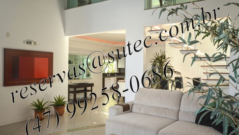 Casa de lujo con piscina a 100 metros de la playa de Mariscal