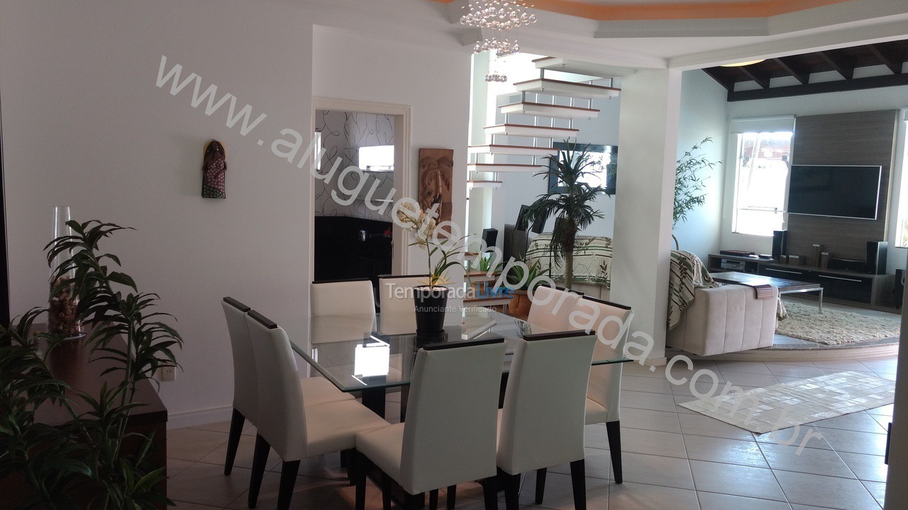 Casa para alquiler de vacaciones em Bombinhas (Mariscal)