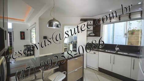 Casa de lujo con piscina a 100 metros de la playa de Mariscal