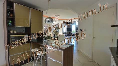 Casa de lujo con piscina a 100 metros de la playa de Mariscal