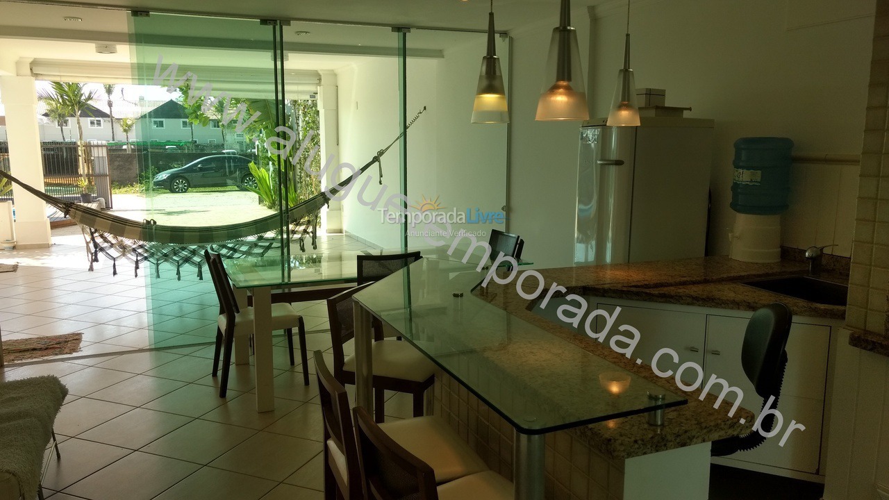 Casa para alquiler de vacaciones em Bombinhas (Mariscal)