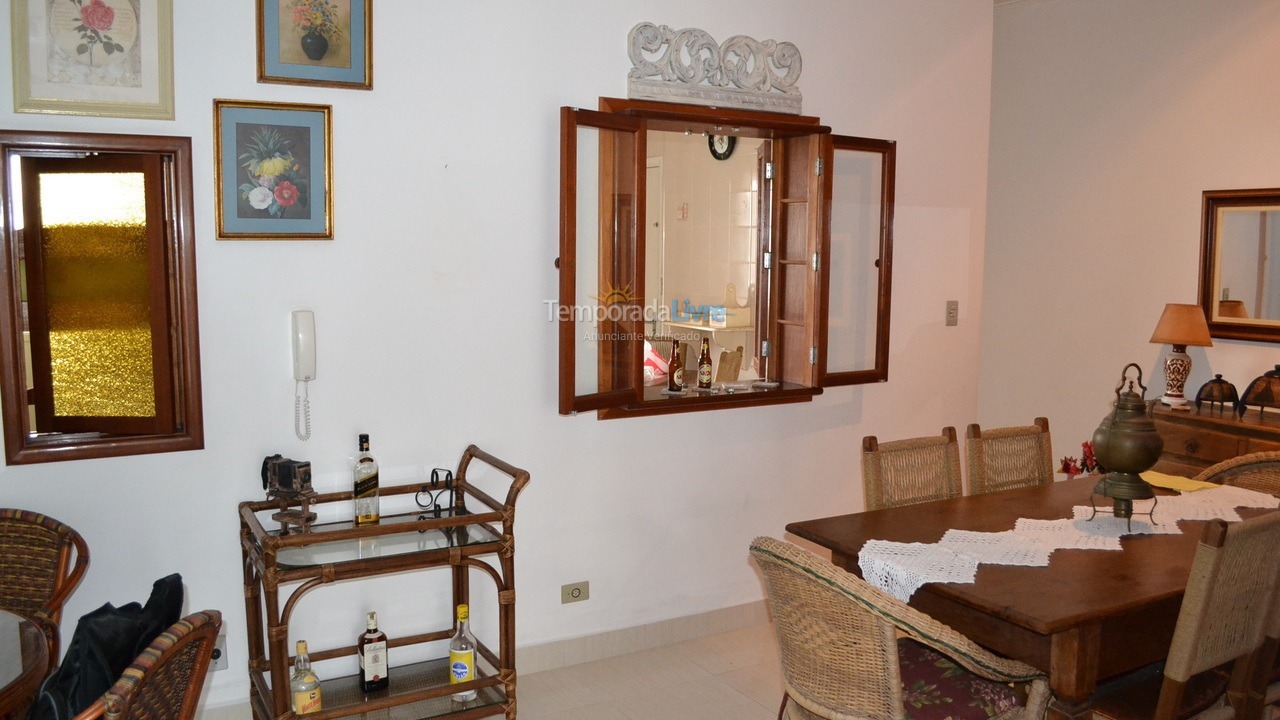 Apartamento para aluguel de temporada em Guarujá (Pitangueiras)