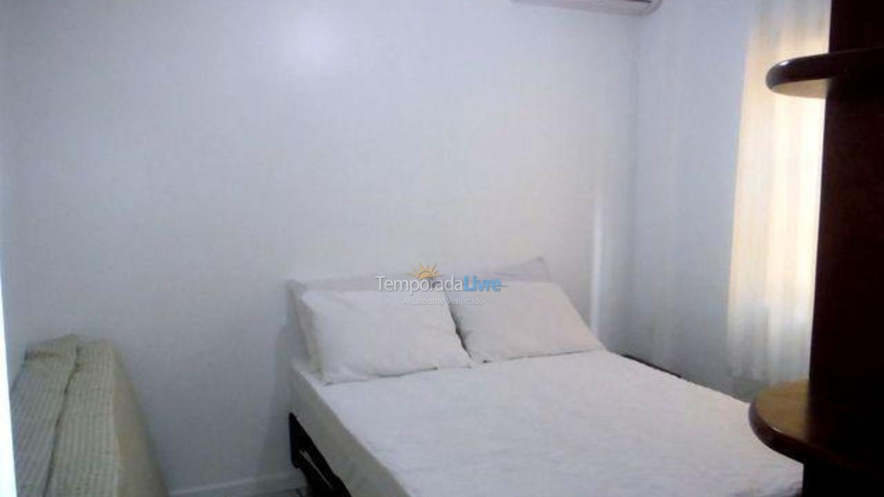 Apartment for vacation rental in Itapema (Meia Praia)