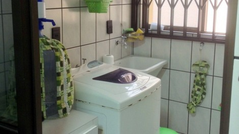 A Bedroom Apartment overlooking beach